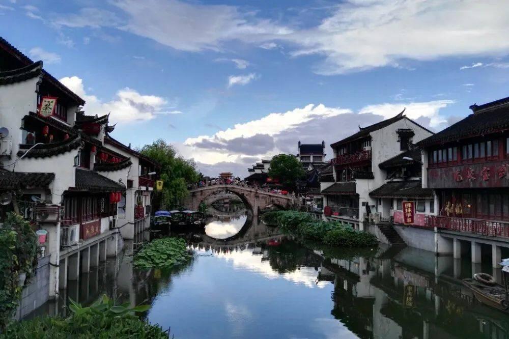 攀登高峰